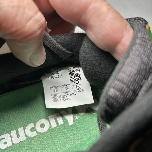 Saucony Azura “St. Patrick's Day" sneakers Size 7.5 in black and green - Picture 6 of 7